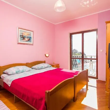 Apartment Neve