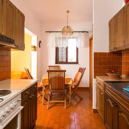 Apartment Neve